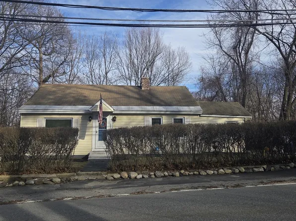 242 Pleasant St, Leominster, MA 01453