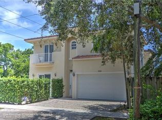 700 SW 8th Way, Fort Lauderdale, FL 33315
