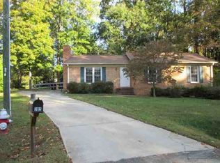 702 N Dale Ct, Burlington, NC 27215