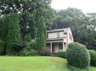 5881 Carlew St NW, North Canton, OH 44720