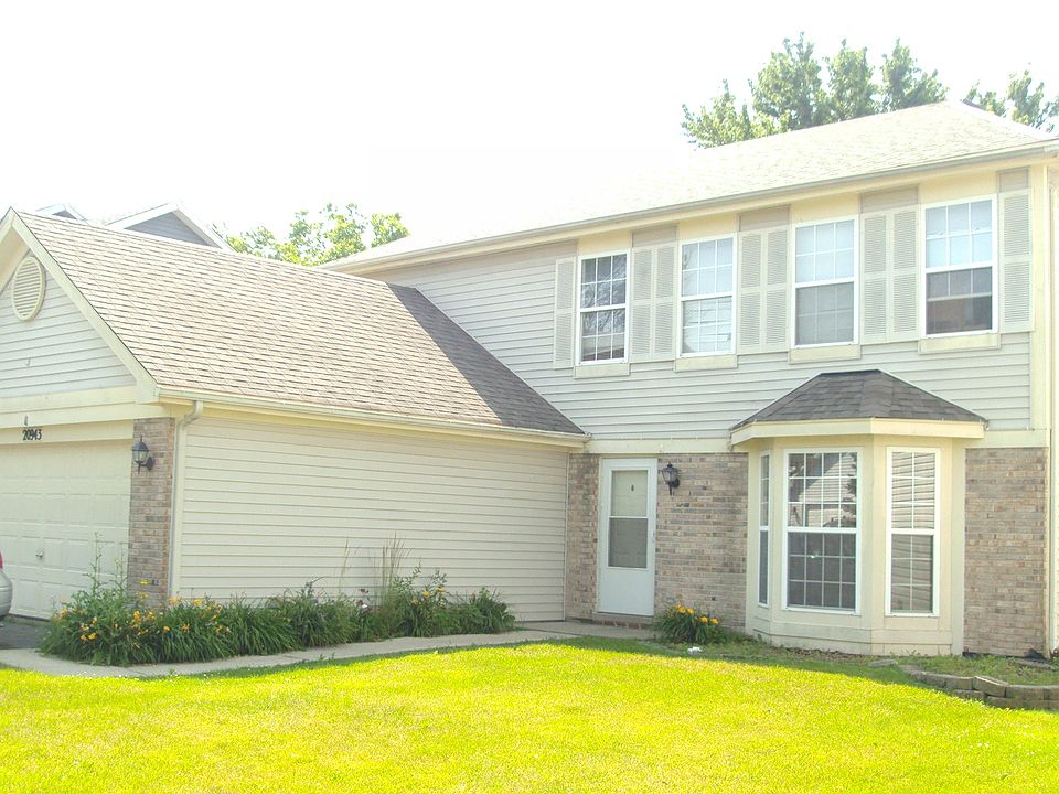 1st image of 20943 W Boulder Dr
