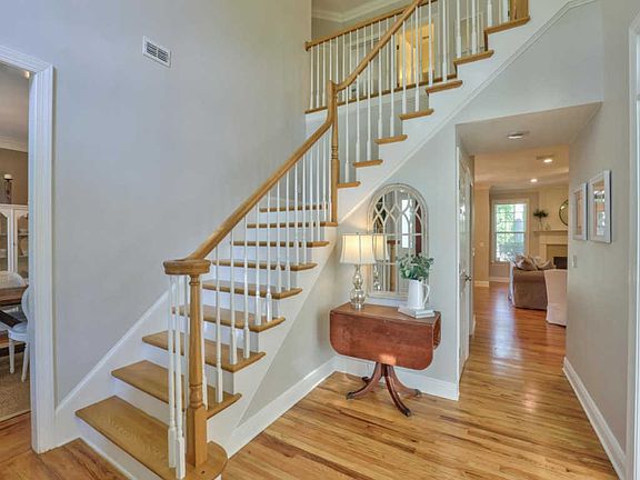 3rd image of 2307 Gates Dr
