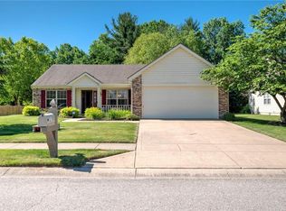 1731 Blue Phlox Dr, Avon, IN