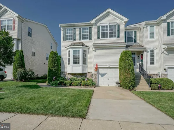 1055 Buckingham Dr #27, Thorofare, NJ 08086