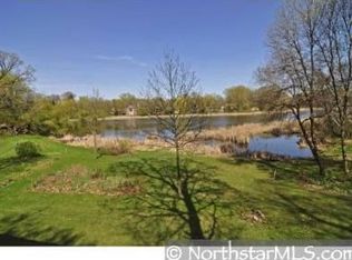 3475 Deephaven Ave, Deephaven, MN 55391