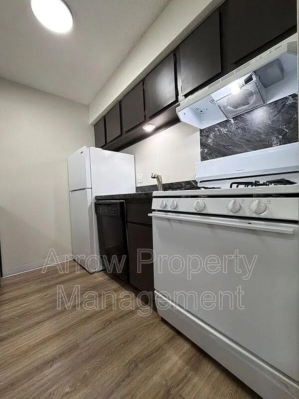 1 bed, 1.0 bath, 640 sqft, $755 — Photo 4