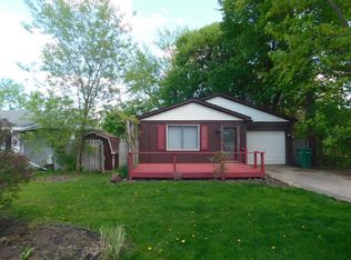 870 Henderson Ave, Waterford, MI 48328