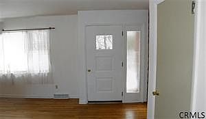 3rd image of 4 Scotchpine Dr