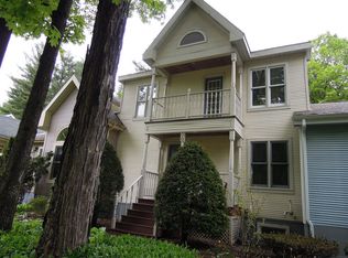 30 Sarazen St, Saratoga Springs, NY 12866