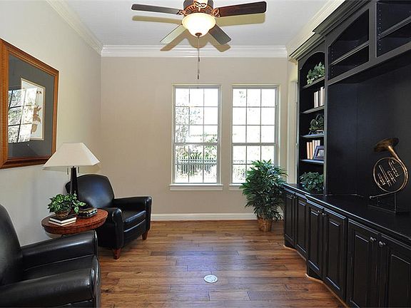 5th image of 1215 Belgravia Way