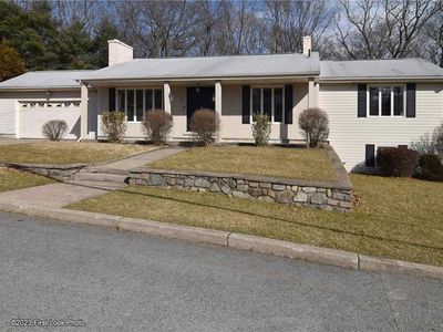 19 Mark Dr, North Providence, RI, 02904