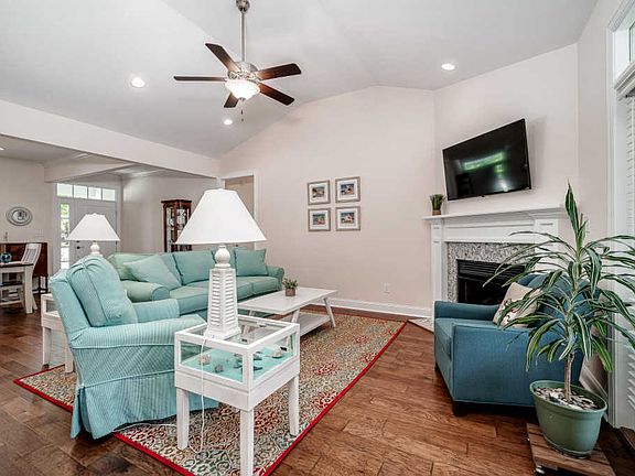 3rd image of 5117 Chalk St