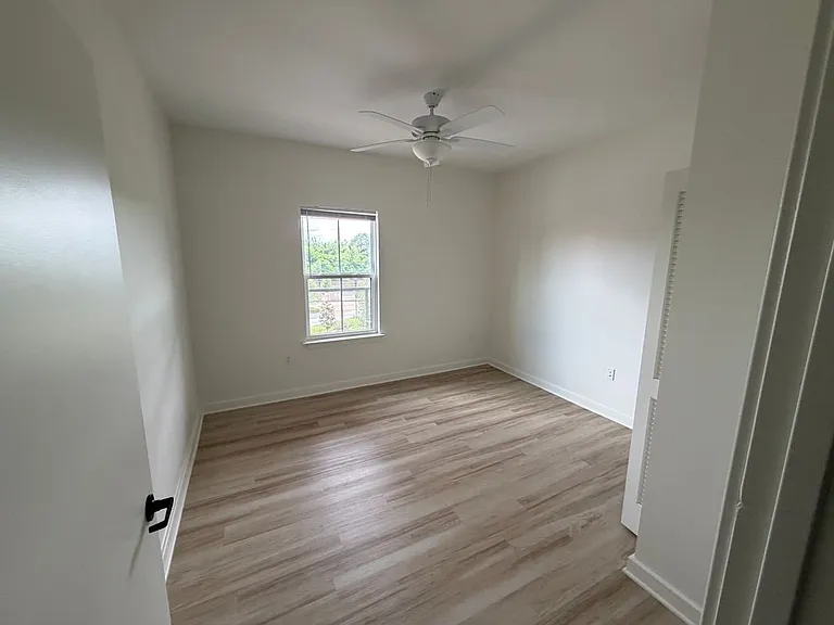 102 Hanover St #304 — Photo 5