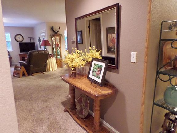 4th image of 562 Canyon Forest Cir
