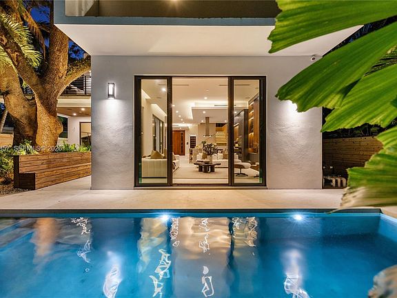 3rd image of 2805 Freeman St