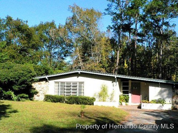 2nd image of 18 N Brooksville Ave W