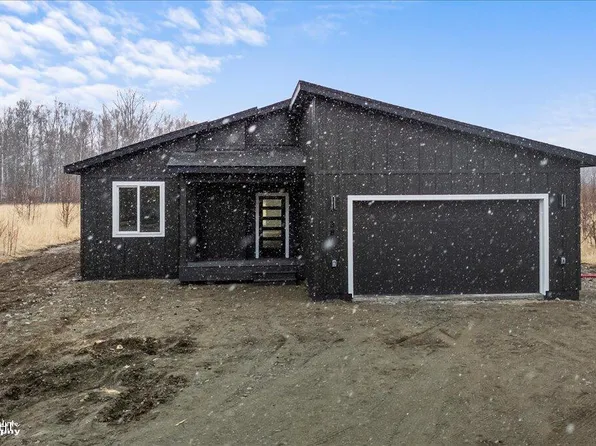 380 W Dorothy Jean Dr, Wasilla, AK 99654