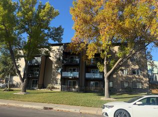 11224 116th St NW #102, Edmonton, AB T5G2W1