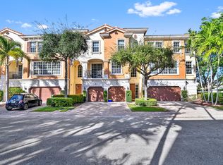 667 NE Trieste Ln, Boca Raton, FL 33487