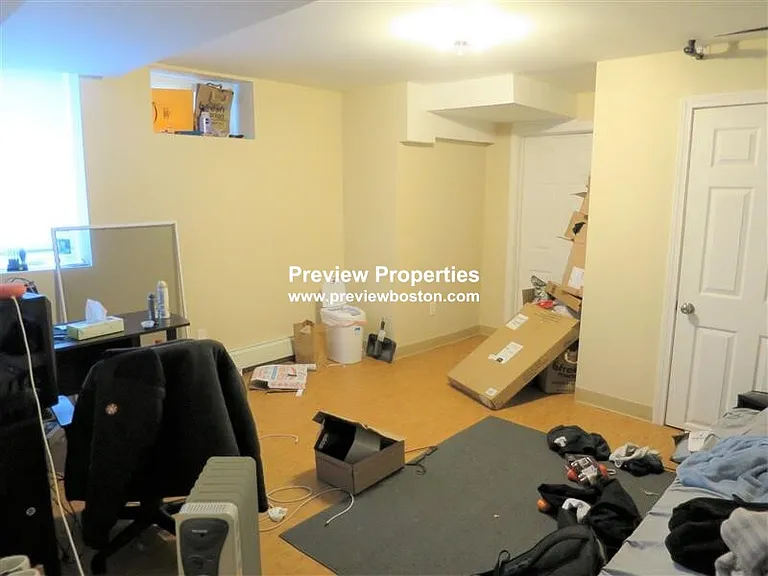 17A Putnam Ave — Photo 10