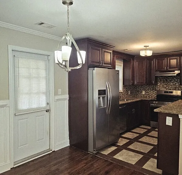 2931 Cloverleaf Dr — Photo 5