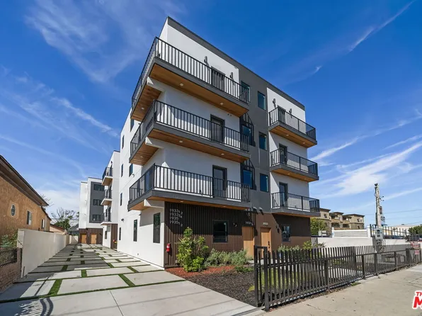 1933 Magnolia Ave, Los Angeles, CA 90007