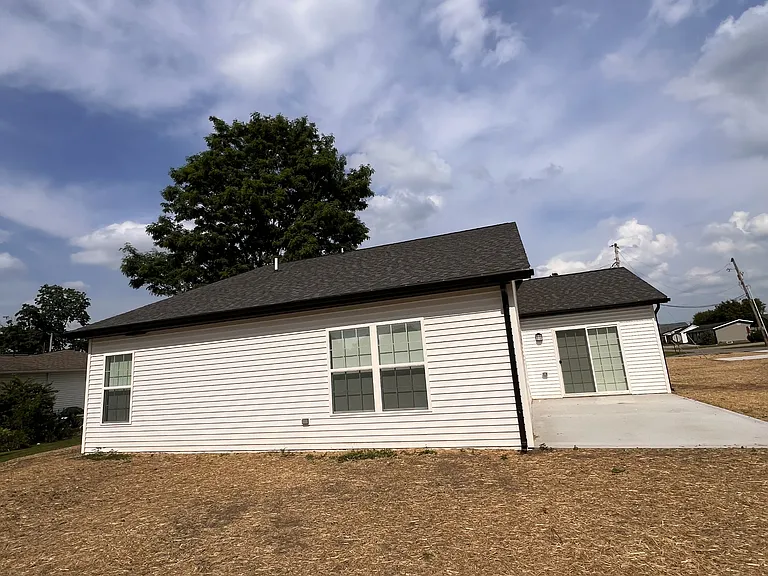 212 S Taylor St — Photo 37
