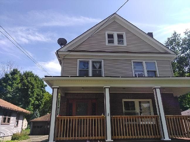 1st image of 1921 Weston Ave