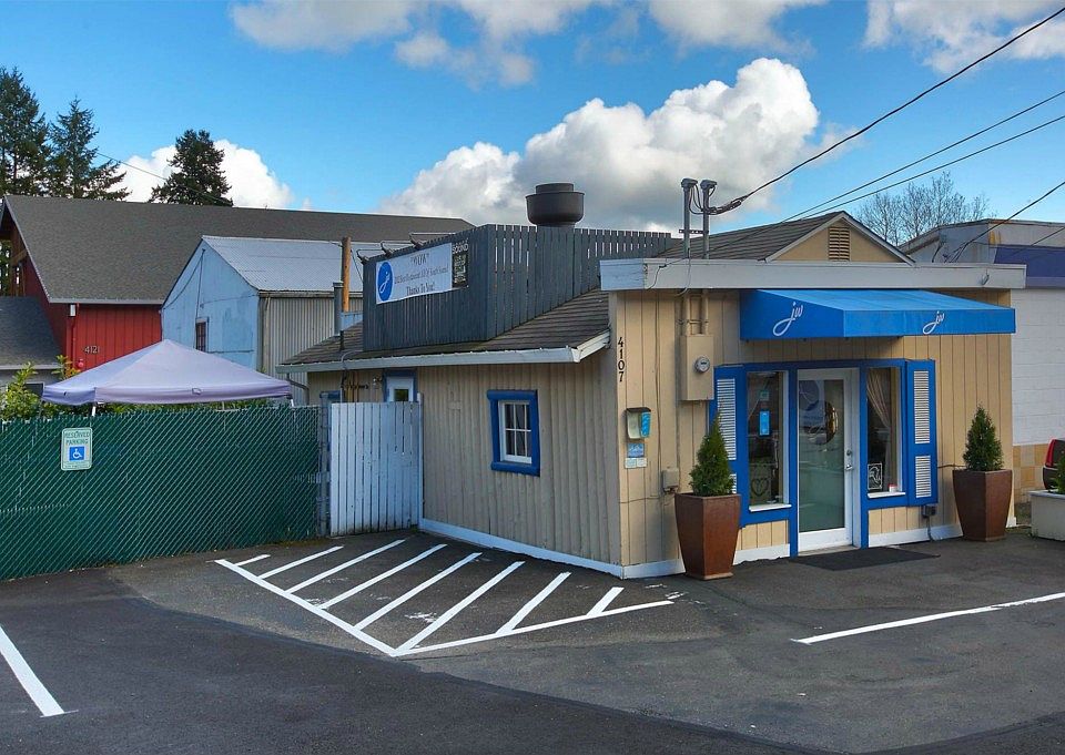 1st image of 4107 Harborview Dr