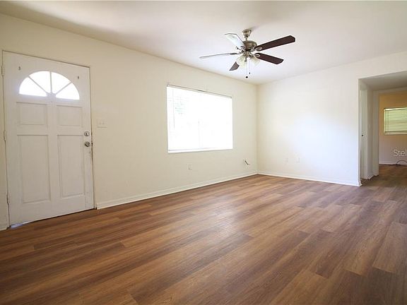 2nd image of 1019 W 7th St