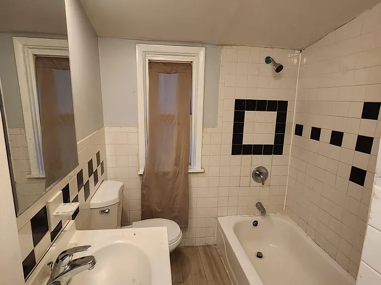 182 Dewey St #2 — Photo 22