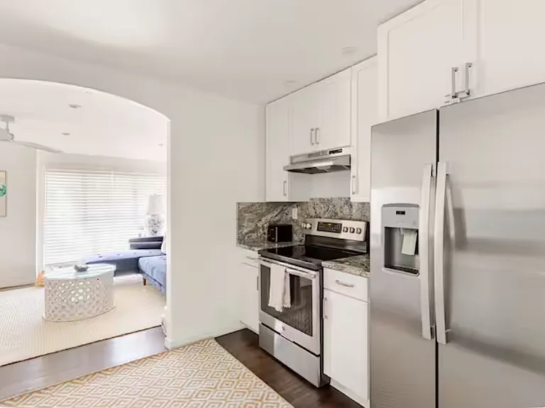 411 Franklin Rd — Photo 9