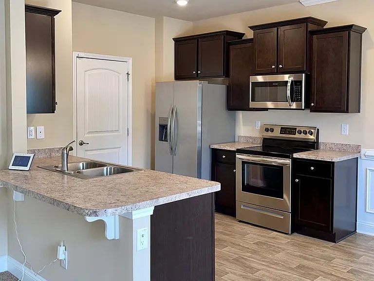 2651 Lovejoy Crossing Ln — Photo 6