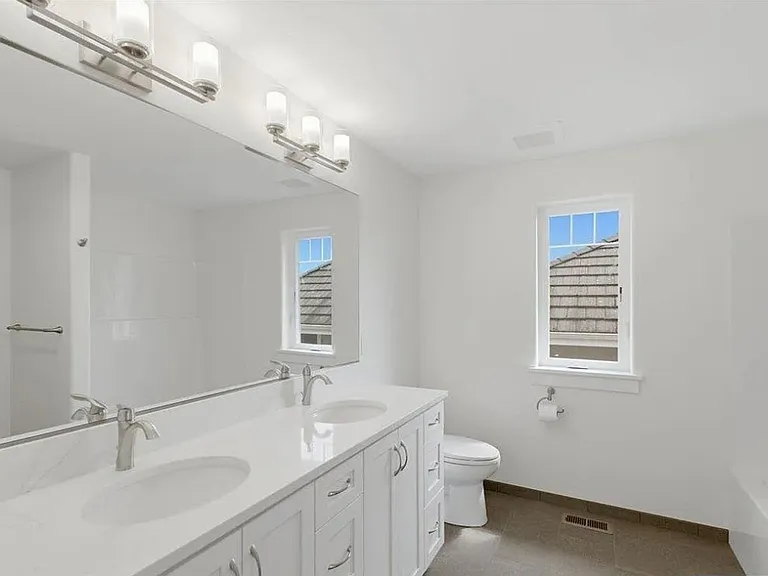 2799 NW Romancier Dr — Photo 31
