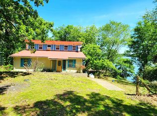 202 Ridge Rd, Houston, AR 72070