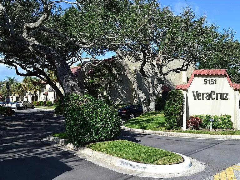 5151 A1a Hwy #404 — Photo 14