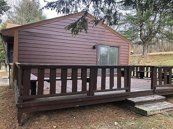  deck off kitchen