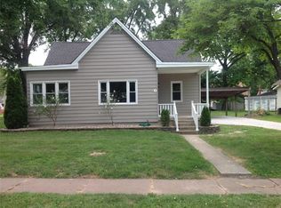 839 Holyoake Rd, Edwardsville, IL 62025