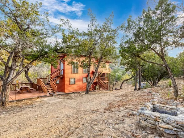 19019 W Fm 470, Tarpley, TX 78883