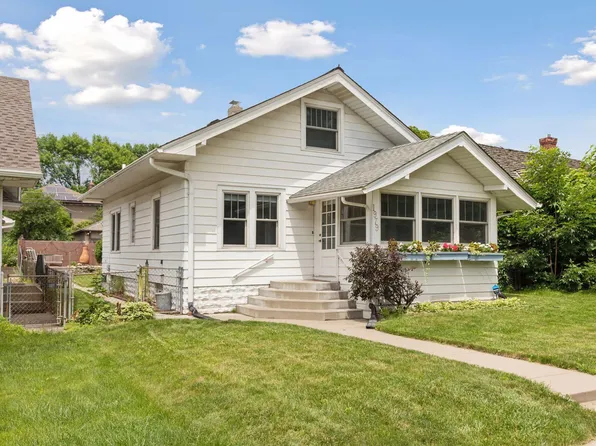 1979 Randolph Ave, Saint Paul, MN 55105