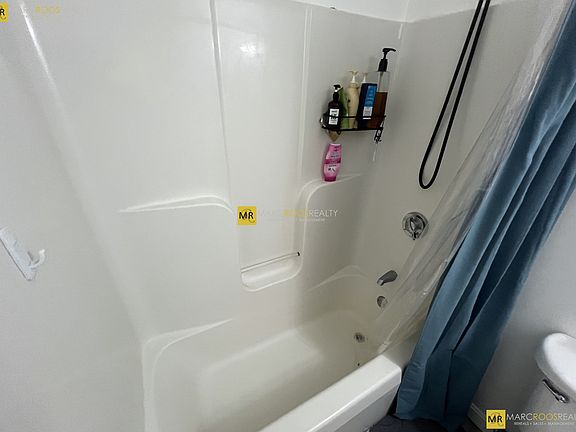 5th image of 638 Beacon St #602