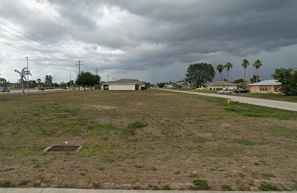 2nd image of 2008 NE 16th Pl