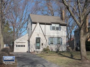 1412 S Jackson St, Green Bay, WI 54301