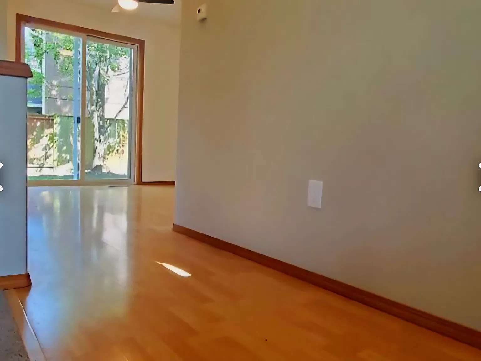 4 bed, 2.5 bath, 1970 sqft, $1,800 — Photo 3