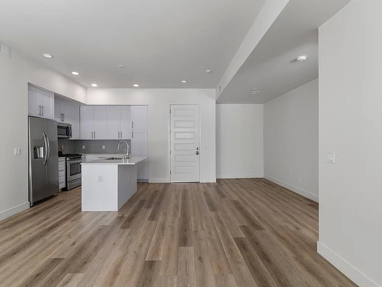 7300 E Earll Dr #1018 — Photo 3