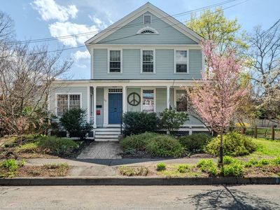 49 Lyman Rd, Northampton, MA, 01060