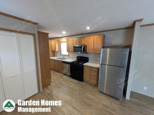 36 Winter Dr, Ravena, NY