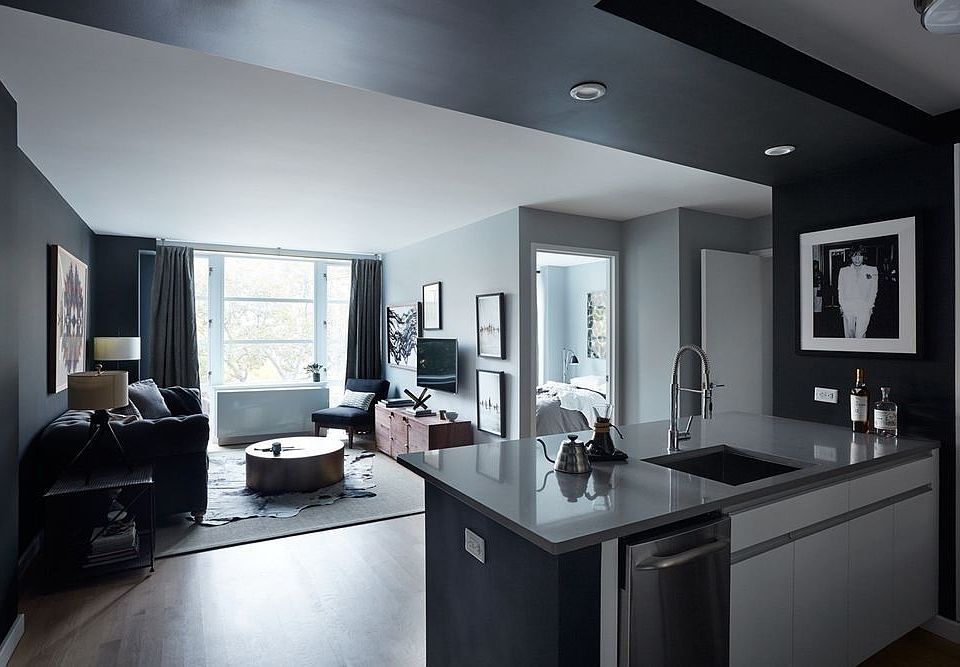 1st image of 331 E Houston St APT 8G