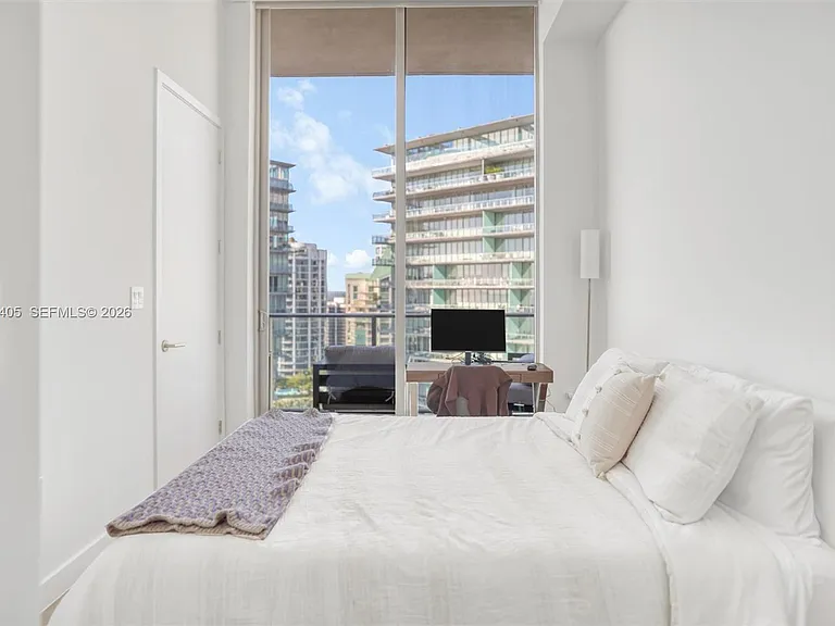 2655 S Bayshore Dr #1805 — Photo 11