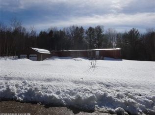 17 Everett Dr, Norway, ME 04268